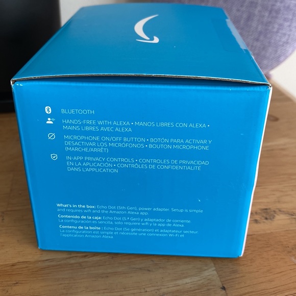 Amazon Alexa Echo Dot 5th generation - Picture 4 of 5